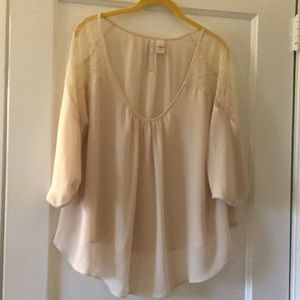 LC Lauren Conrad cream flowy blouse sz small